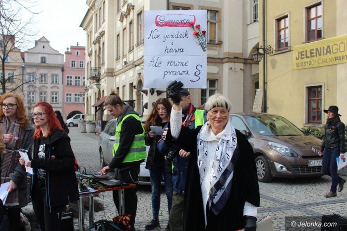 manifestacja-w-obronie-praw-kobiet-foto-67662