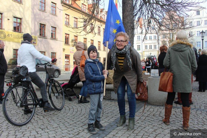 manifestacja-w-obronie-praw-kobiet-foto-67662