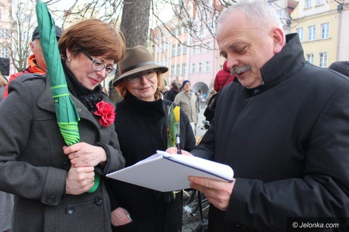 manifestacja-w-obronie-praw-kobiet-foto-67662