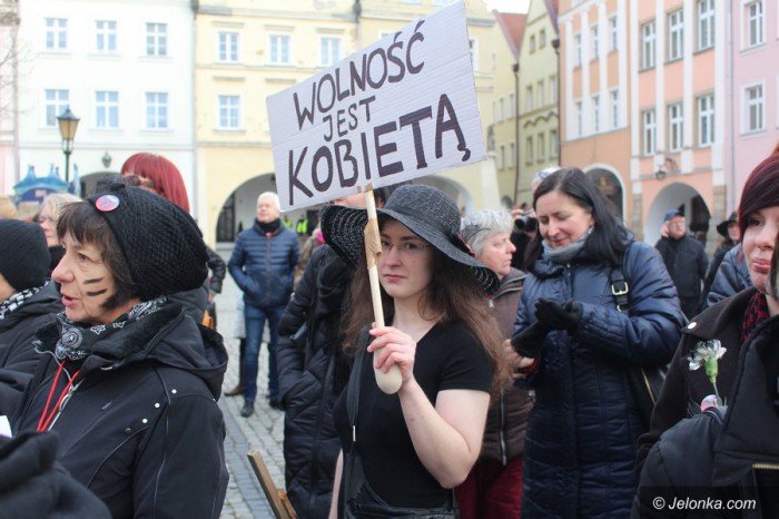 manifestacja-w-obronie-praw-kobiet-foto-67662