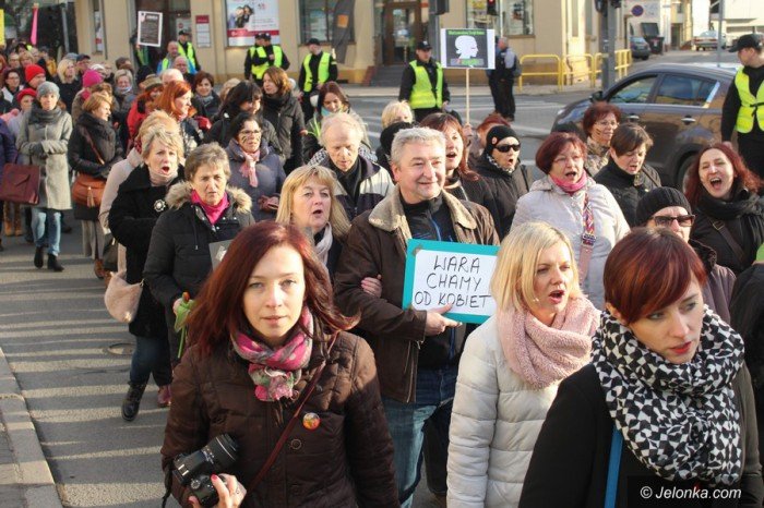 manifestacja-w-obronie-praw-kobiet-foto-67662