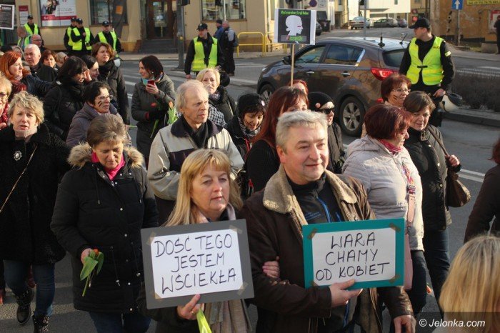 manifestacja-w-obronie-praw-kobiet-foto-67662