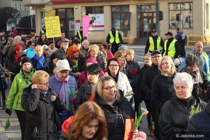 manifestacja-w-obronie-praw-kobiet-foto-67662