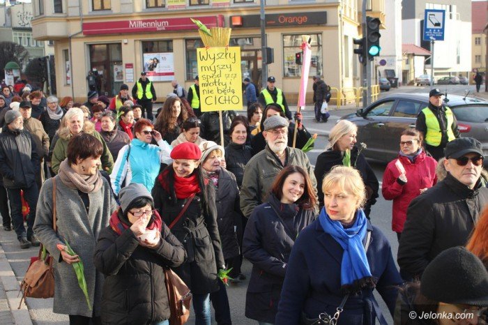 manifestacja-w-obronie-praw-kobiet-foto-67662