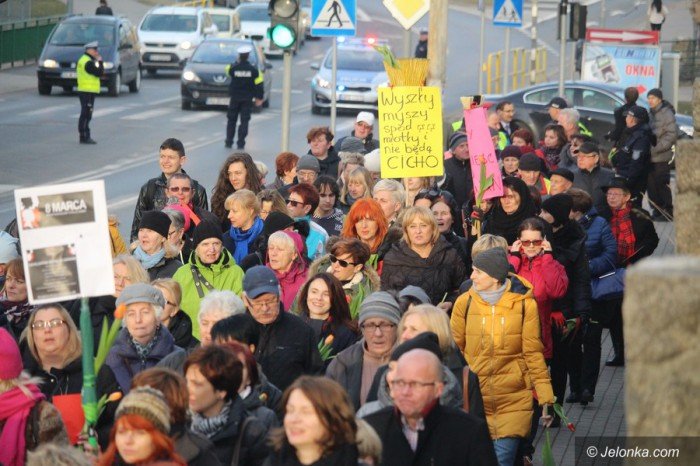 manifestacja-w-obronie-praw-kobiet-foto-67662