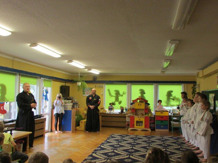 przedszkolaki-z-13-gosciy-zawodnikow-jujitsu-foto-67675