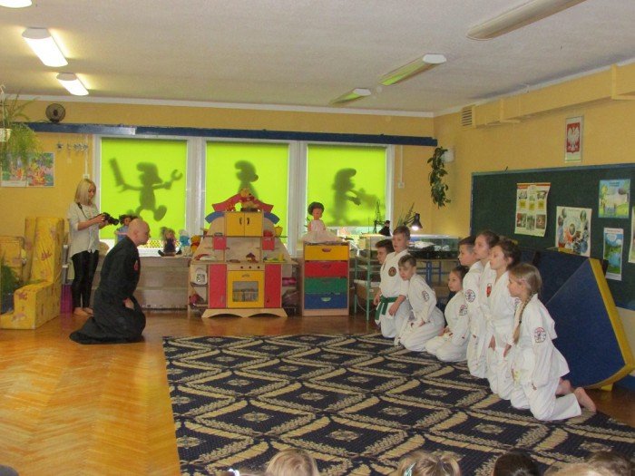 przedszkolaki-z-13-gosciy-zawodnikow-jujitsu-foto-67675