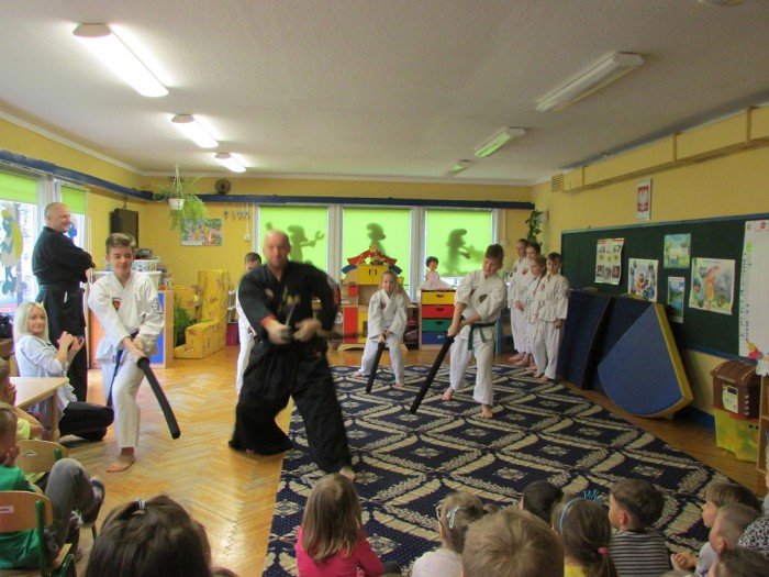przedszkolaki-z-13-gosciy-zawodnikow-jujitsu-foto-67675