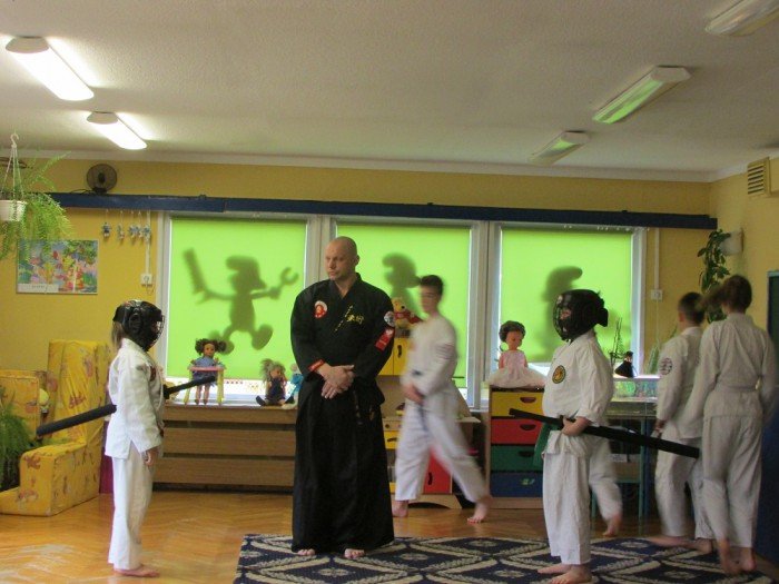 przedszkolaki-z-13-gosciy-zawodnikow-jujitsu-foto-67675