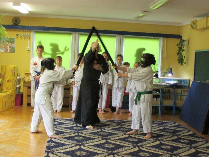 przedszkolaki-z-13-gosciy-zawodnikow-jujitsu-foto-67675