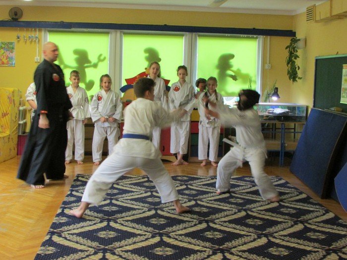 przedszkolaki-z-13-gosciy-zawodnikow-jujitsu-foto-67675