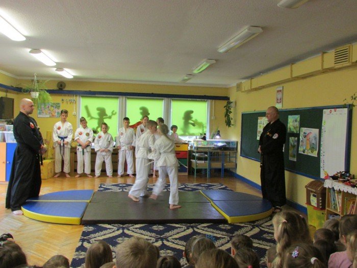 przedszkolaki-z-13-gosciy-zawodnikow-jujitsu-foto-67675