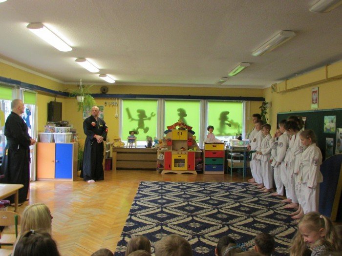 przedszkolaki-z-13-gosciy-zawodnikow-jujitsu-foto-67675