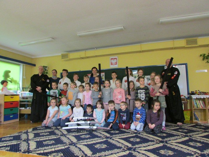 przedszkolaki-z-13-gosciy-zawodnikow-jujitsu-foto-67675