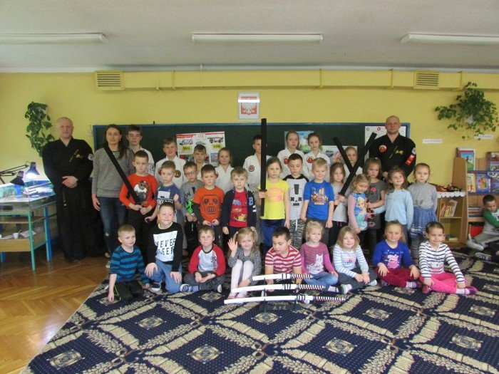 przedszkolaki-z-13-gosciy-zawodnikow-jujitsu-foto-67675