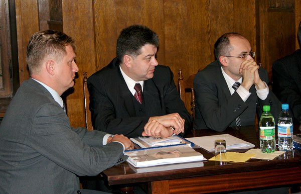 uroczyscie-bez-konkretow-6769