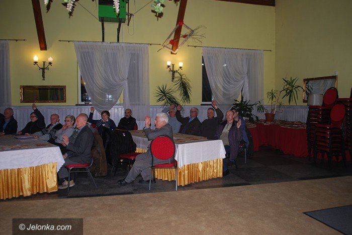 spotkanie-jeleniogorskich-pszczelarzy-foto-67700