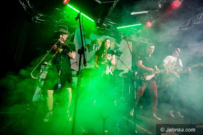 punkowe-brzmienia-w-sali-novej-foto-67702