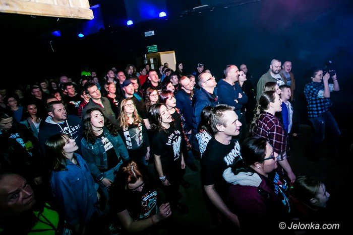 punkowe-brzmienia-w-sali-novej-foto-67702