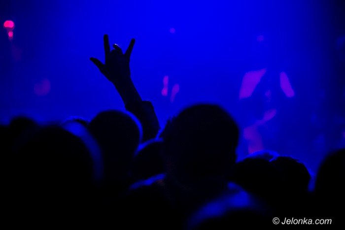 punkowe-brzmienia-w-sali-novej-foto-67702