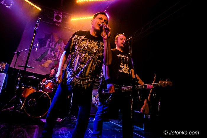 punkowe-brzmienia-w-sali-novej-foto-67702