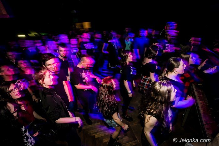 punkowe-brzmienia-w-sali-novej-foto-67702