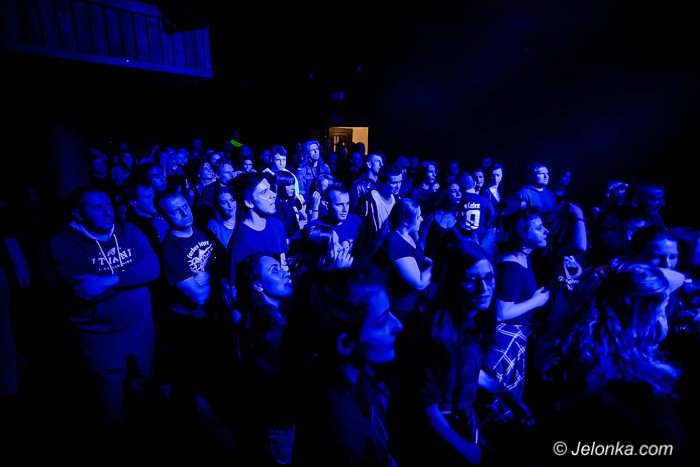 punkowe-brzmienia-w-sali-novej-foto-67702
