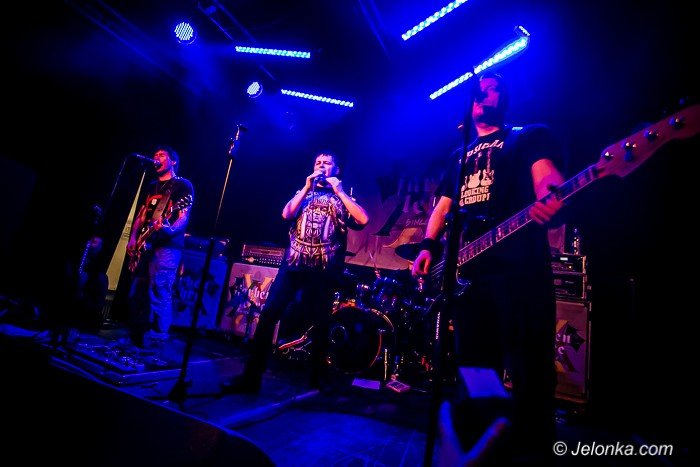 punkowe-brzmienia-w-sali-novej-foto-67702