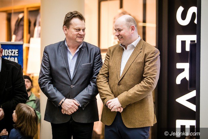 biaoniebieska-prezentacja-w-jeleniogorskiej-galerii-foto-67707