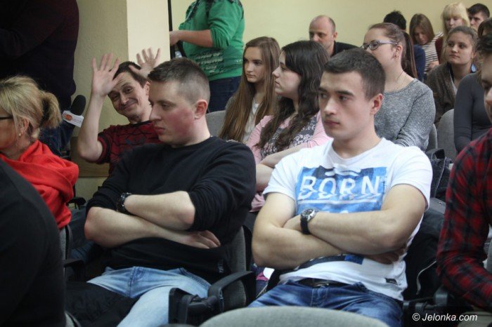 hrabi-u-studentow-o-sobie-i-modym-kabarecie-foto-67735