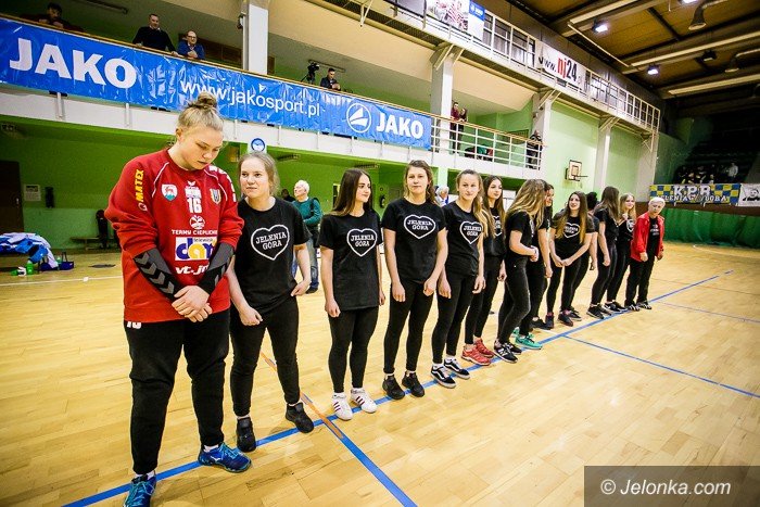ekipa-samadovej-odebraa-zote-medale-foto-67736