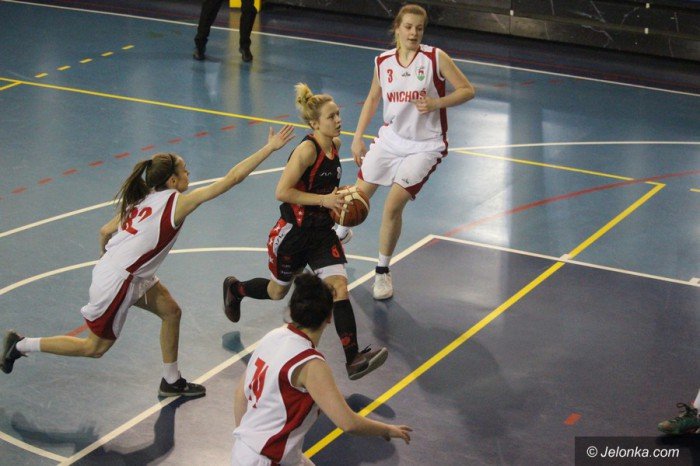wichos-ambitnie-walczy-z-liderem-foto-67739