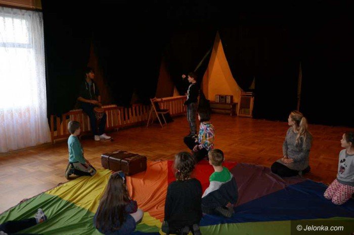 kuglarstwo-cyrk-i-teatr-w-odk-dla-dzieci-foto-67786