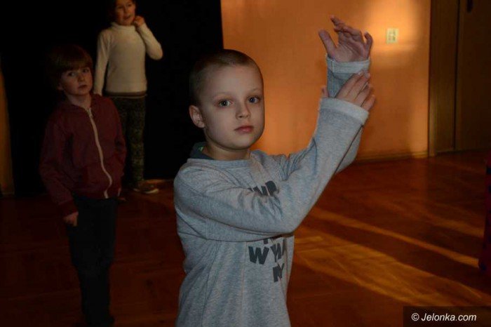 kuglarstwo-cyrk-i-teatr-w-odk-dla-dzieci-foto-67786