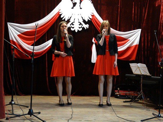 patriotyczne-nuty-w-jeleniogorskim-mdk-foto-67821