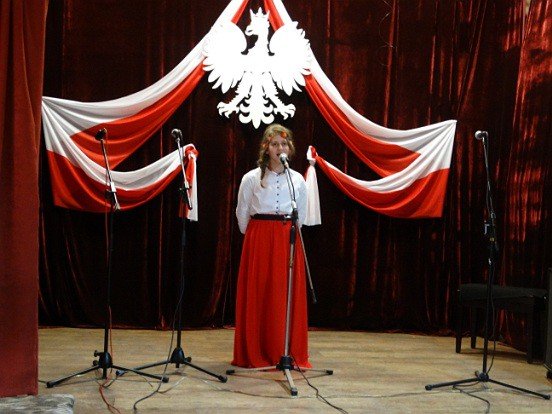 patriotyczne-nuty-w-jeleniogorskim-mdk-foto-67821