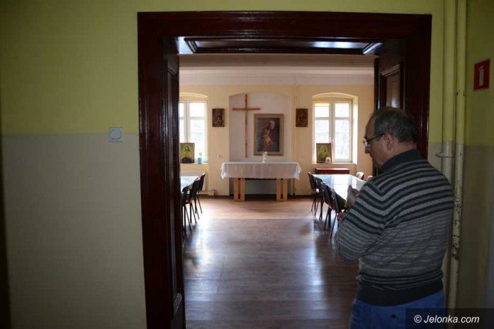 daja-bezdomnym-dach-nad-gowa-i-prace-foto-67828