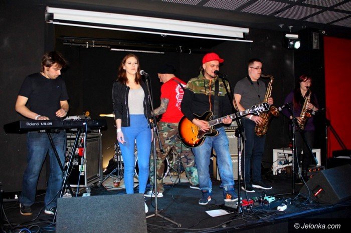 klimat-reggae-w-kwadracie-foto-67833
