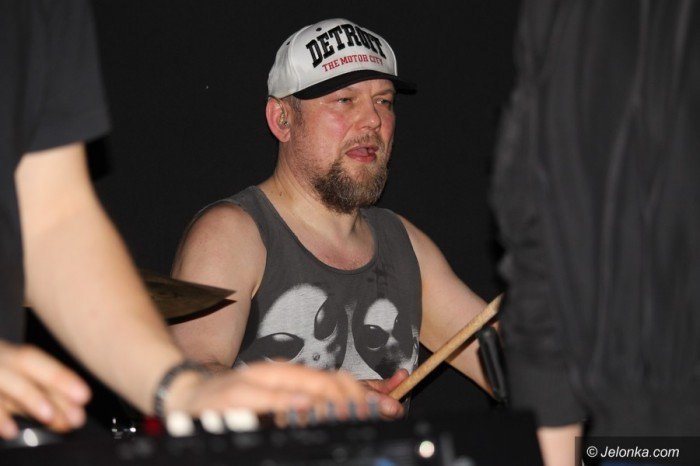 klimat-reggae-w-kwadracie-foto-67833