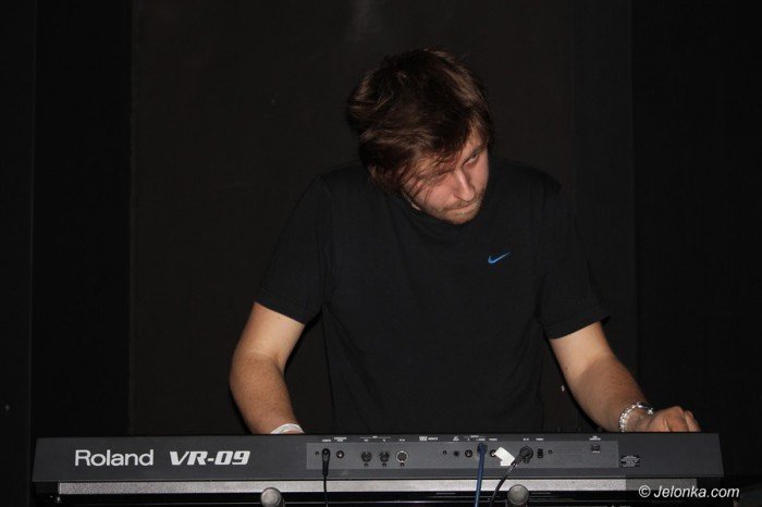 klimat-reggae-w-kwadracie-foto-67833