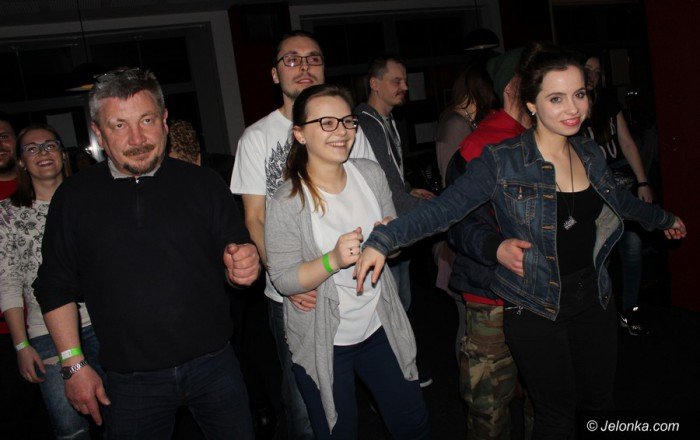 klimat-reggae-w-kwadracie-foto-67833