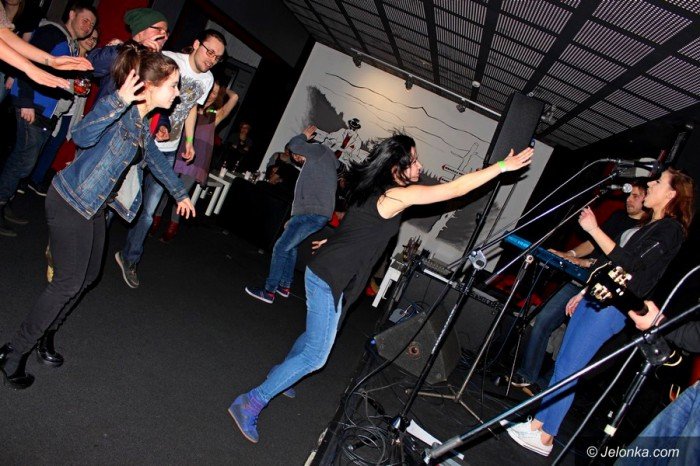 klimat-reggae-w-kwadracie-foto-67833