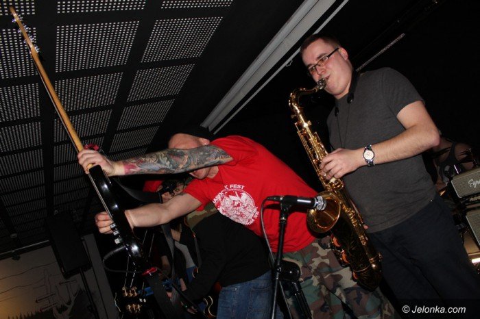klimat-reggae-w-kwadracie-foto-67833