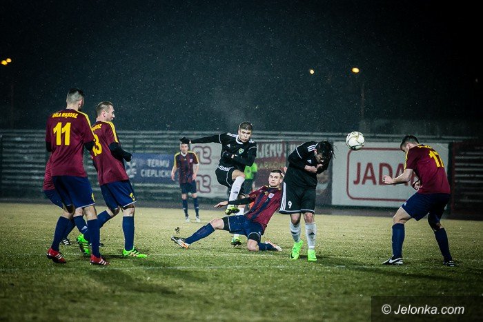 deszczowa-inauguracja-rundy-wiosennej-foto-67840