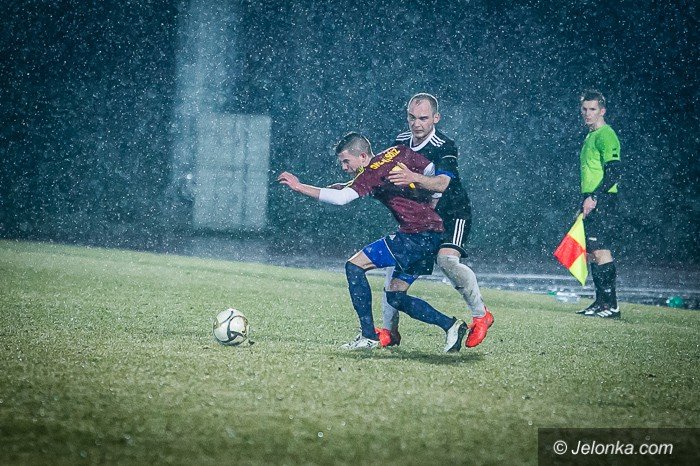 deszczowa-inauguracja-rundy-wiosennej-foto-67840
