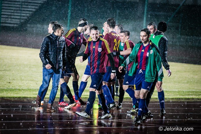 deszczowa-inauguracja-rundy-wiosennej-foto-67840