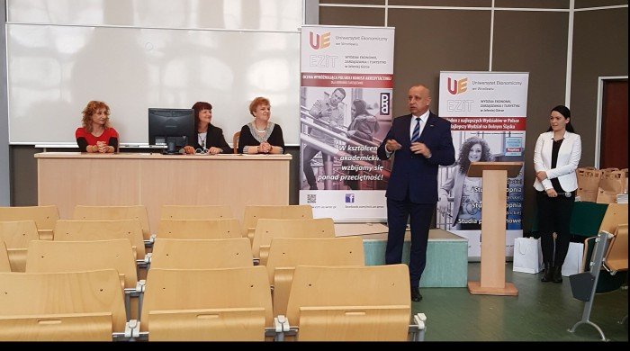 bya-olimpiada-przedsiebiorczosci-dla-uczniow-foto-67864