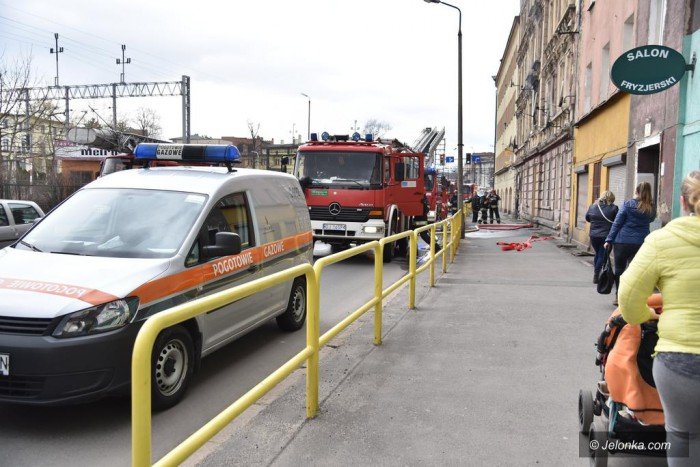 pozar-przy-ul-wincentego-pola-foto-videoaktualizacja-67885