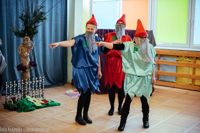 w-okraglaczku-wiosne-witay-dzieci-z-rodzicami-foto-67890