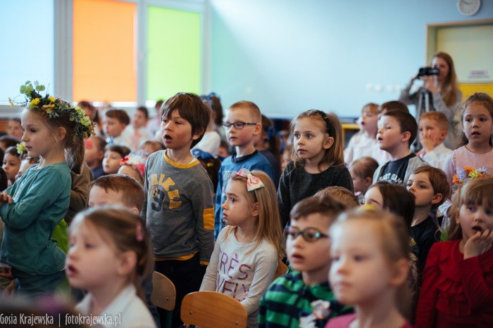 w-okraglaczku-wiosne-witay-dzieci-z-rodzicami-foto-67890